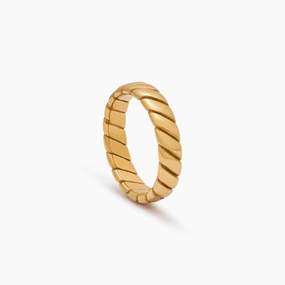 Bold Twist Ring | Gold-Plated | Sculptural Twisted Band