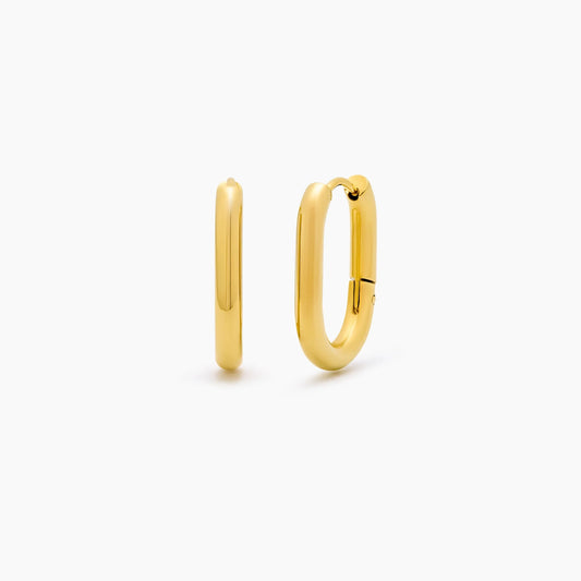 Everyday Essential Hoop Earrings | 18K Gold-Plated | 15.7mm Oval Profile, Click Closure
