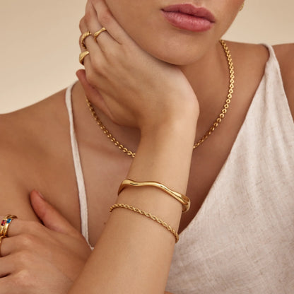 Drift Cuff Bracelet | Gold-Plated | Wave Curve Cuff