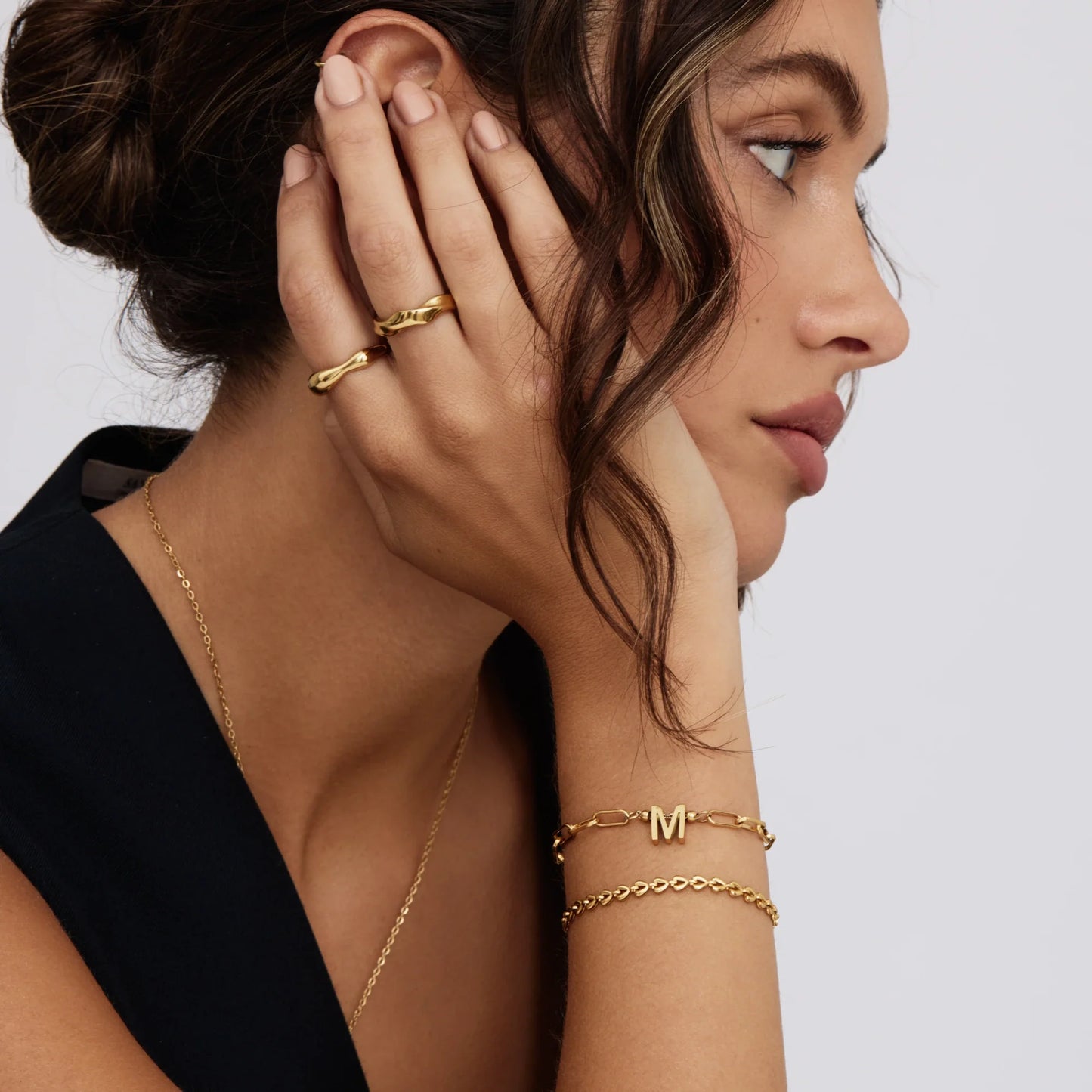Paperclip Initial Charm Bracelet | 18K Gold-Plated | Engraved Initial