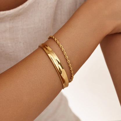 Sol Cuff Bracelet | Gold-Plated | Smooth Round 9.5mm Cuff