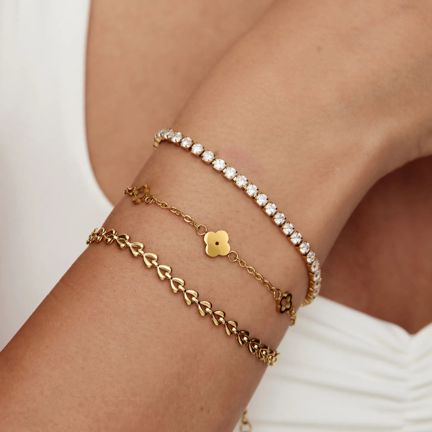 Dainty Clover Bracelet | Gold-Plated | Clover Charm Chain, 6"+2"