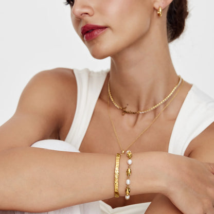 Molten Freshwater Pearl Bracelet | Gold-Plated | Pearls & Gold Nuggets