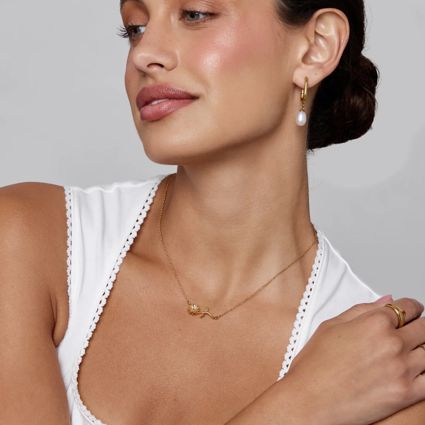 Dainty Birthflower Necklace | Gold-Plated | Birth Month Flower Pendant