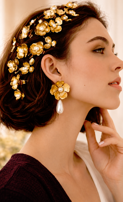 Gold Floral Hair Clips Set with Pearl Accents, Vintage Botanical Bridal Hair Accessories