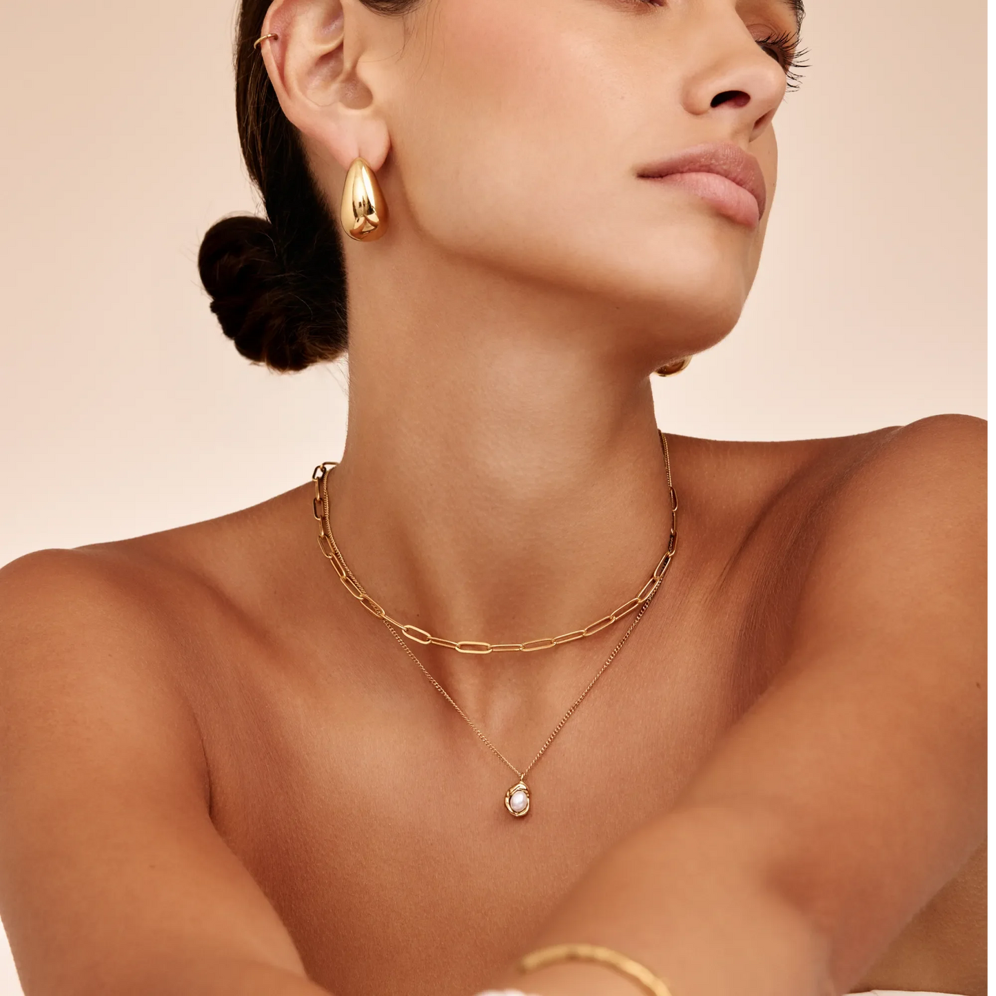 Luna Pearl Drop Necklace | Gold-Plated | Freshwater Pearl in Gold Cradle