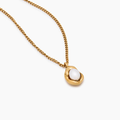 Luna Pearl Drop Necklace | Gold-Plated | Freshwater Pearl in Gold Cradle