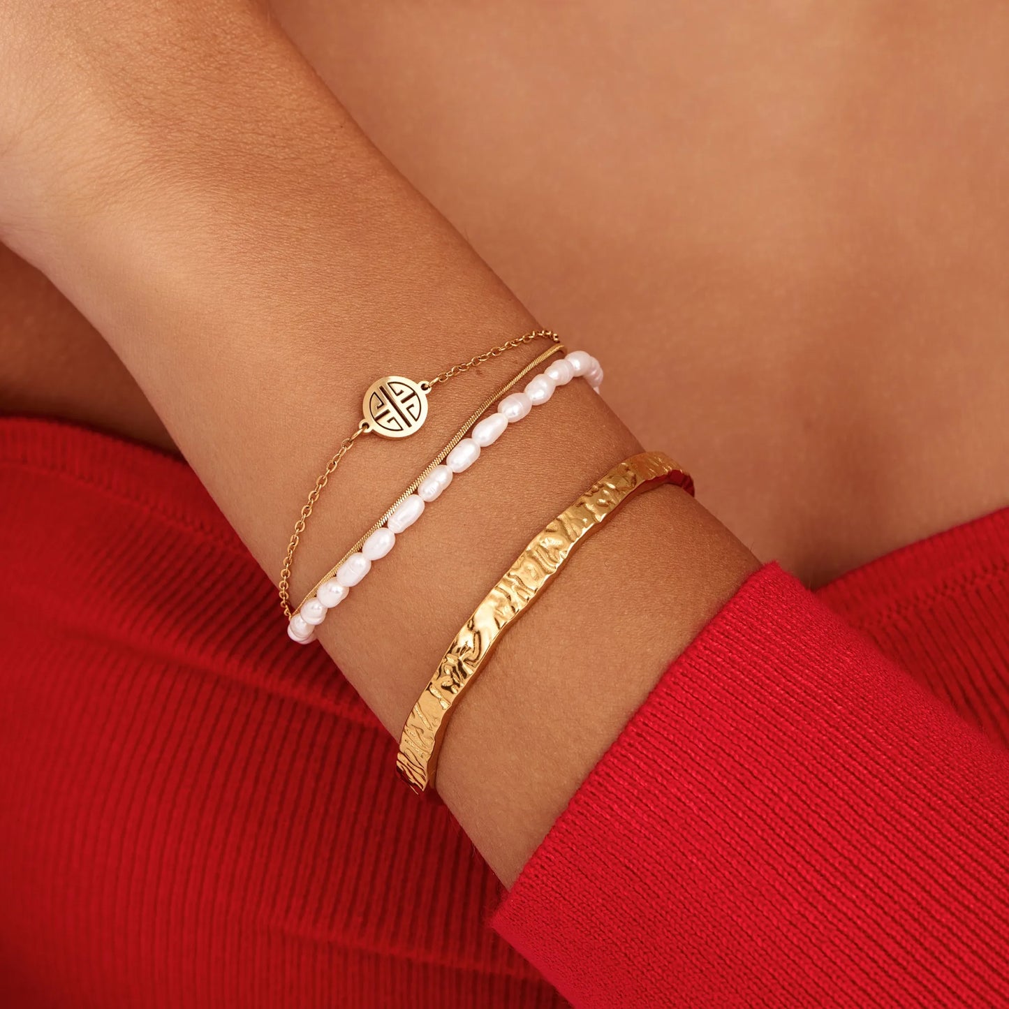 Essential Textured Cuff Bracelet | 18K Gold-Plated Stainless Steel | Hammered Finish