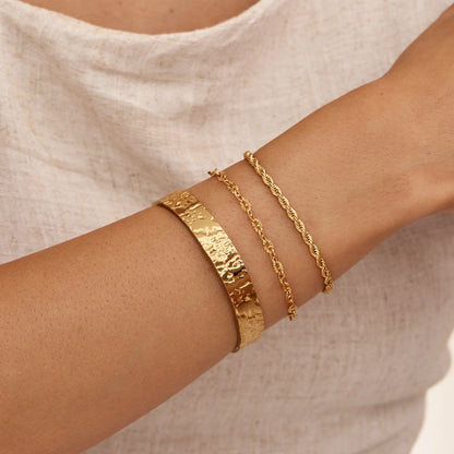 Bold Sequin Chain Bracelet | 18K Gold-Plated Stainless Steel | Flat Sequin Links