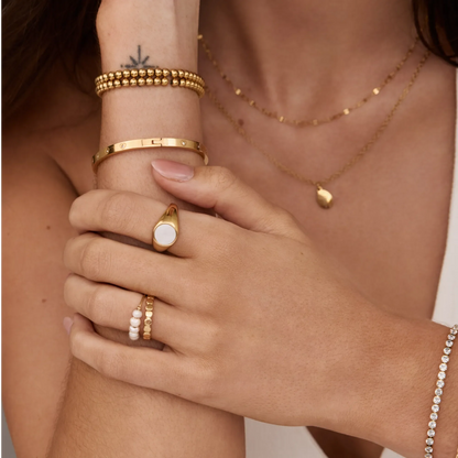 Mother of Pearl Ring | Gold-Plated | Iridescent MOP Face