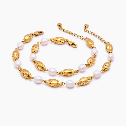 Molten Freshwater Pearl Bracelet | Gold-Plated | Pearls & Gold Nuggets