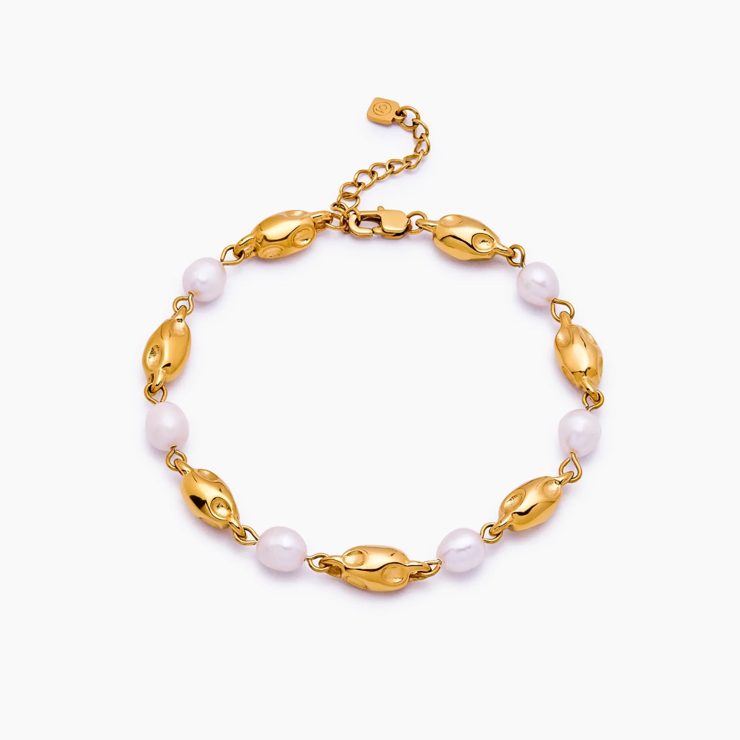 Molten Freshwater Pearl Bracelet | Gold-Plated | Pearls & Gold Nuggets