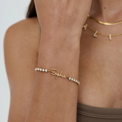 Signature Name Tennis Bracelet | 18K Gold-Plated | Name on Crystal Tennis Chain